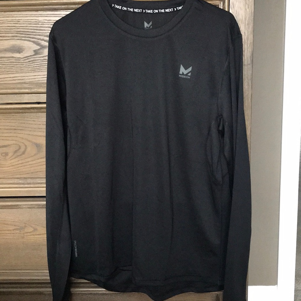 Men’s Mission Crew neck long sleeve shirt